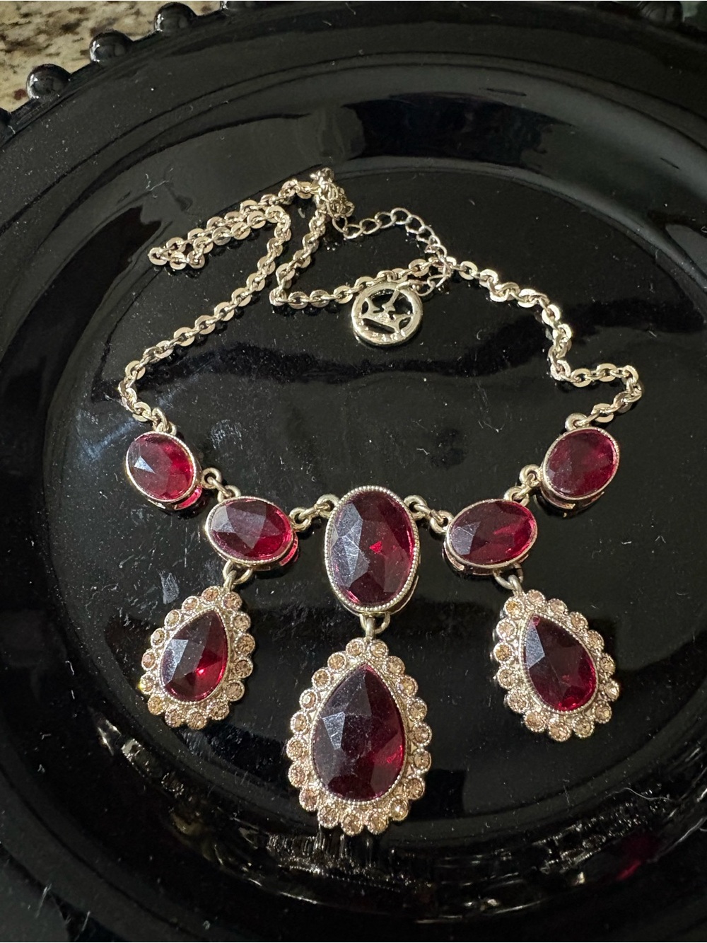 Gold-Tone Red Teardrop Trifari Vintage Statement Necklace